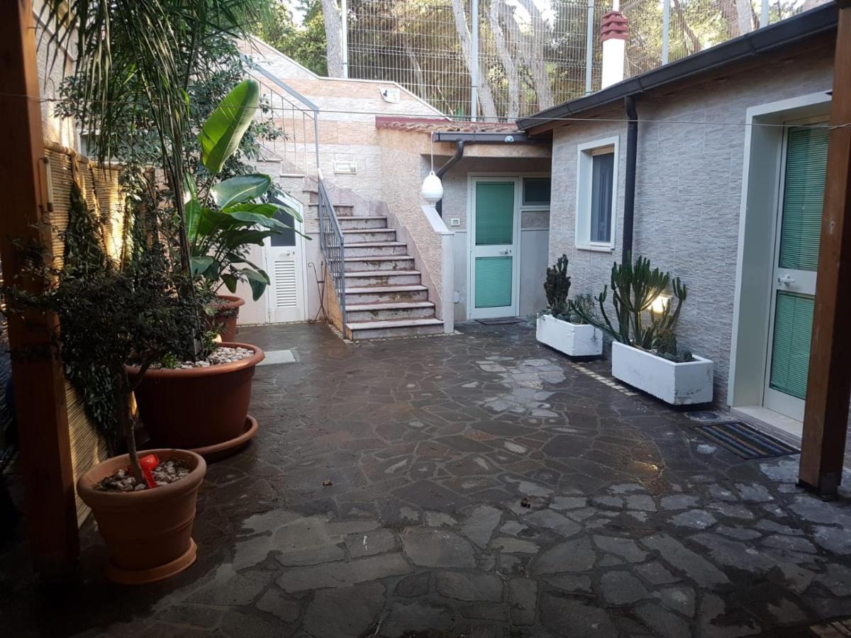 Villa Relax Sul Mare 加利波利 外观 照片